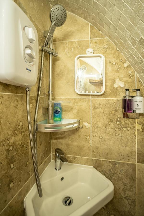 Mountview Pod Otel Lochinver Dış mekan fotoğraf